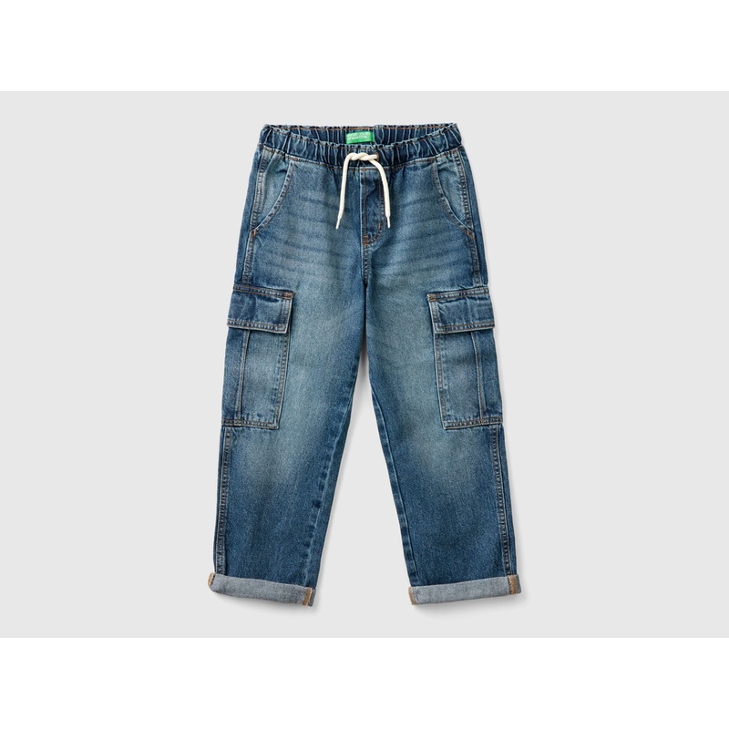Loose Fit Cargo Jeans