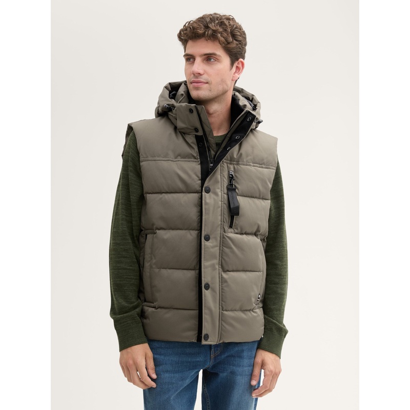 Puffer Gilet with A Removable Hood