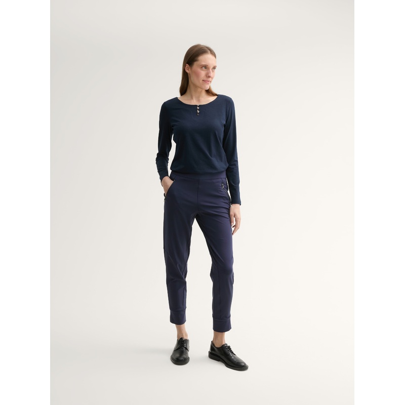 Relaxed Fit Cropped Trousers with Zip Pockets