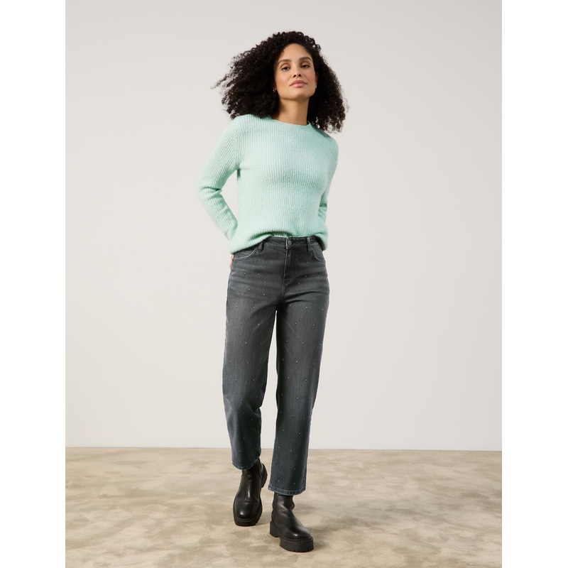 7/8 Jeans with Decorative Rhinestones