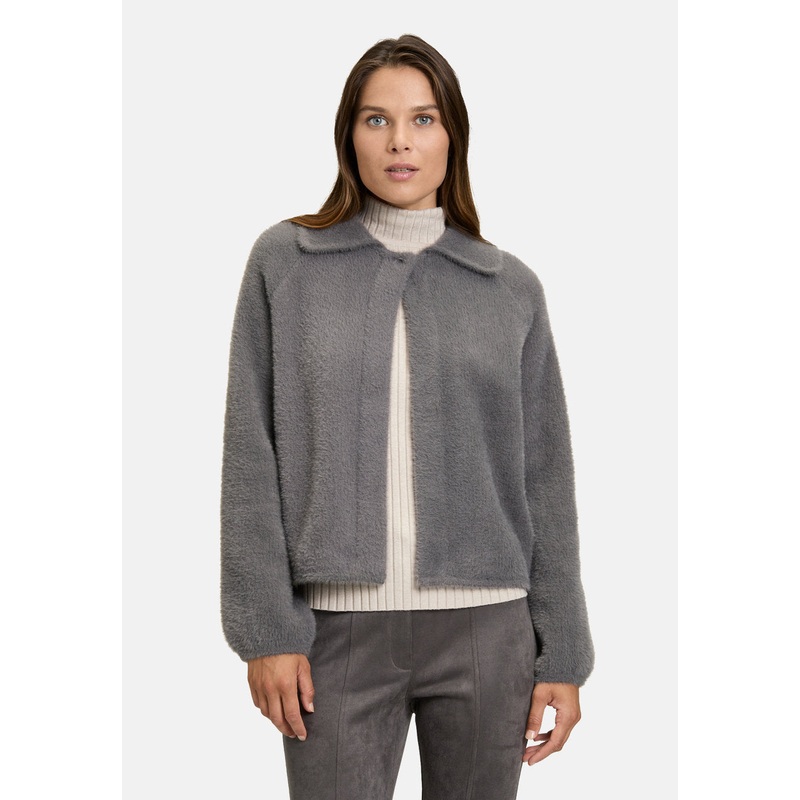 Knitted Cardigan with Collar