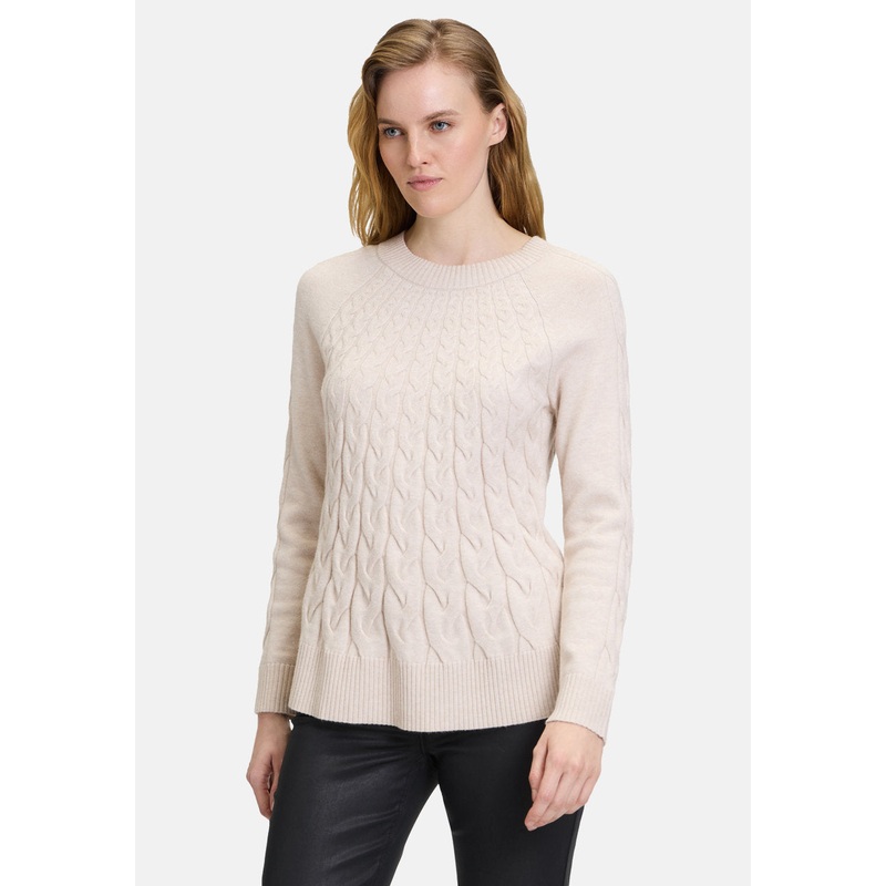 Long-Sleeved Knitted Sweater