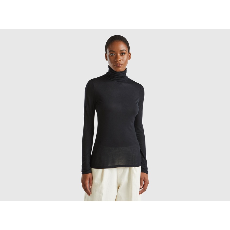 Turtleneck T-Shirt in Viscose and Cashmere Blend
