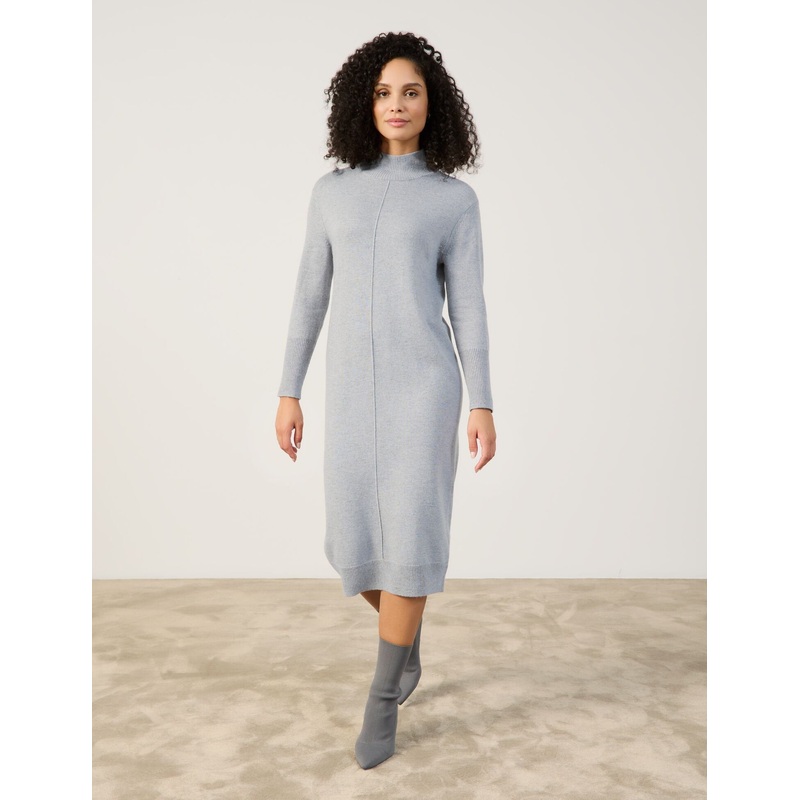 Loose-Fitting Knitted Dress with Vertical Pintucks