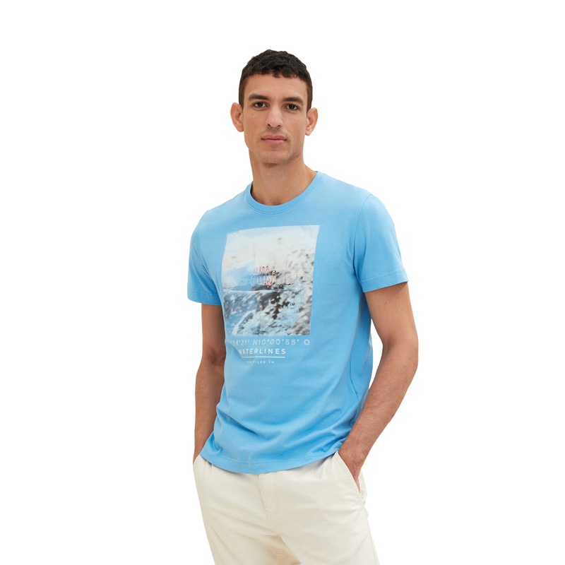 Light Blue Short Sleeve Graphic Crew Neck T-Shirt