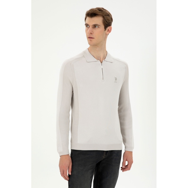 White Pullover with Collar Zipper