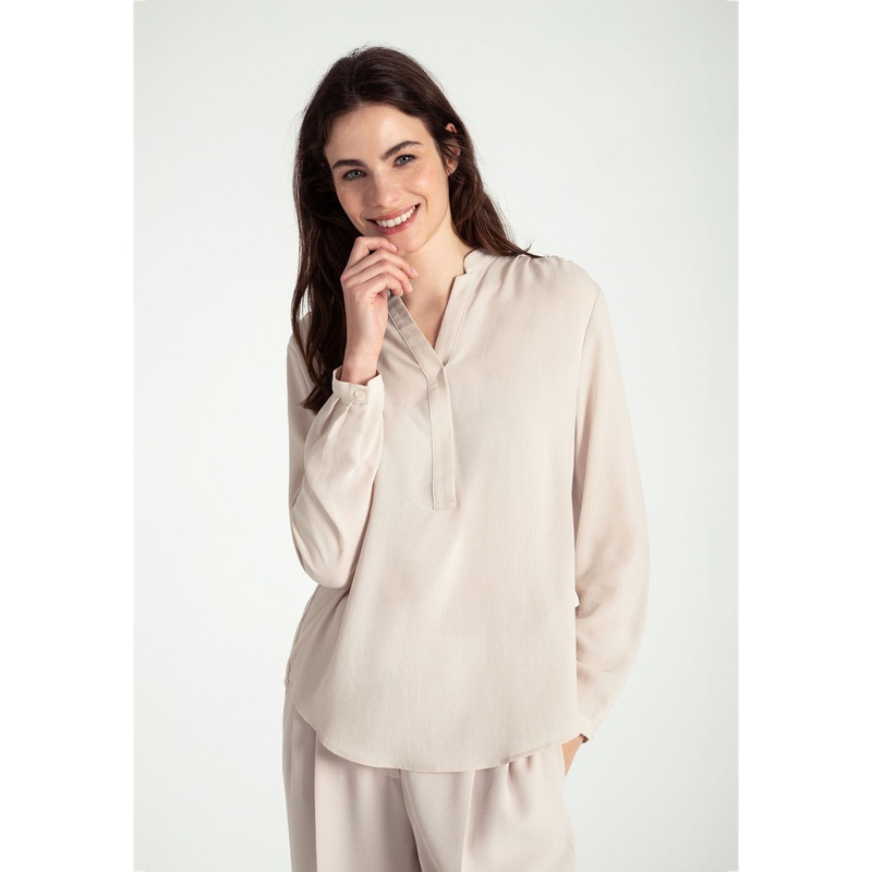 Powder Cream Viscose Blouse
