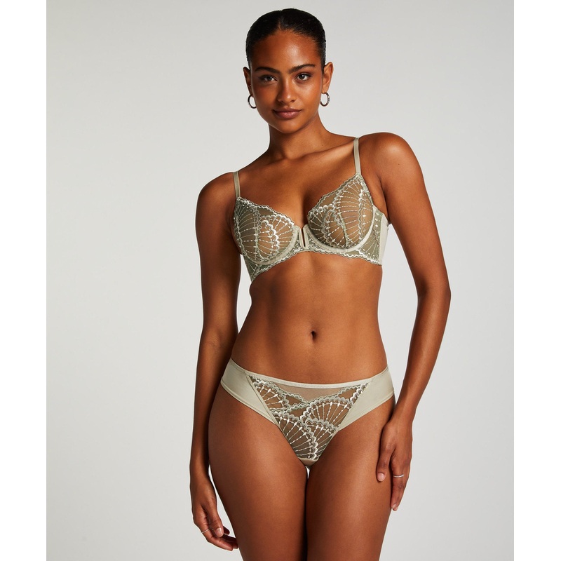 Sali Brazilian