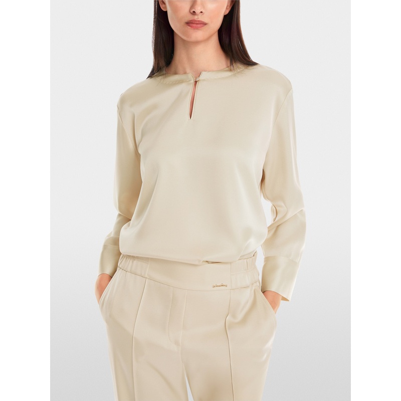 Plain Collarless Blouse With Glitter