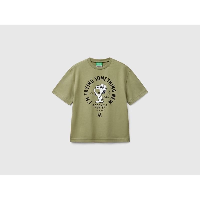 Short Sleeve Snoopy Peanuts T-Shirt