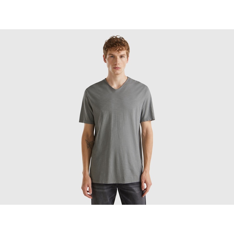 V-Neck T-Shirt in 100% Cotton