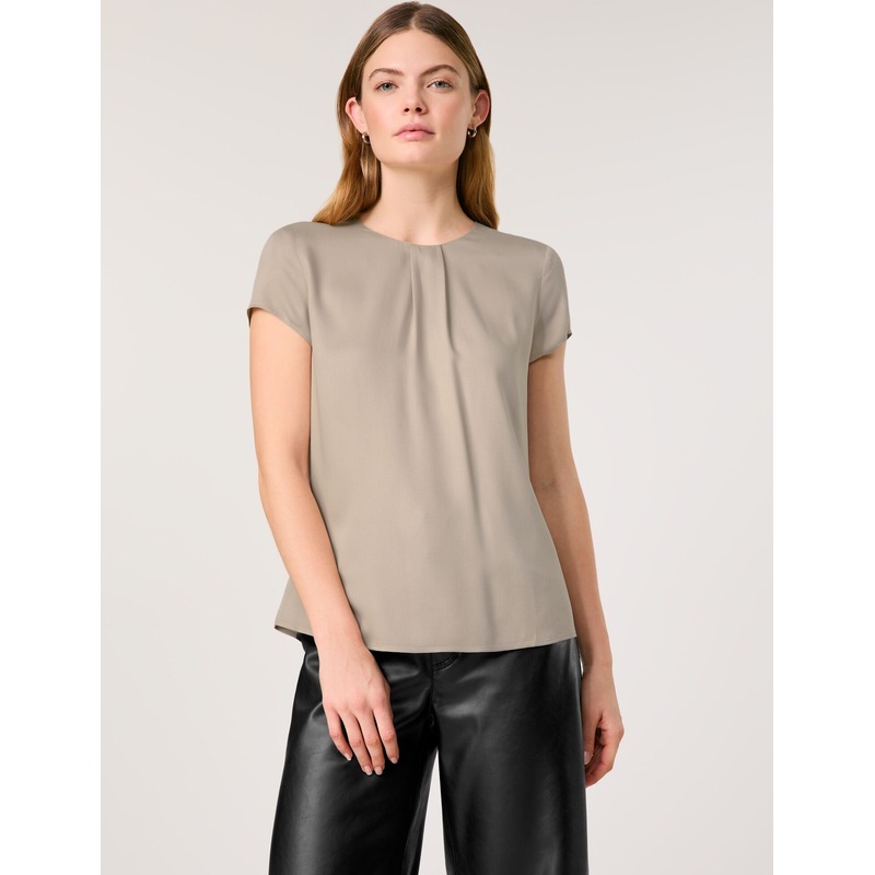 Versatile Blouse Top with Short Sleeves