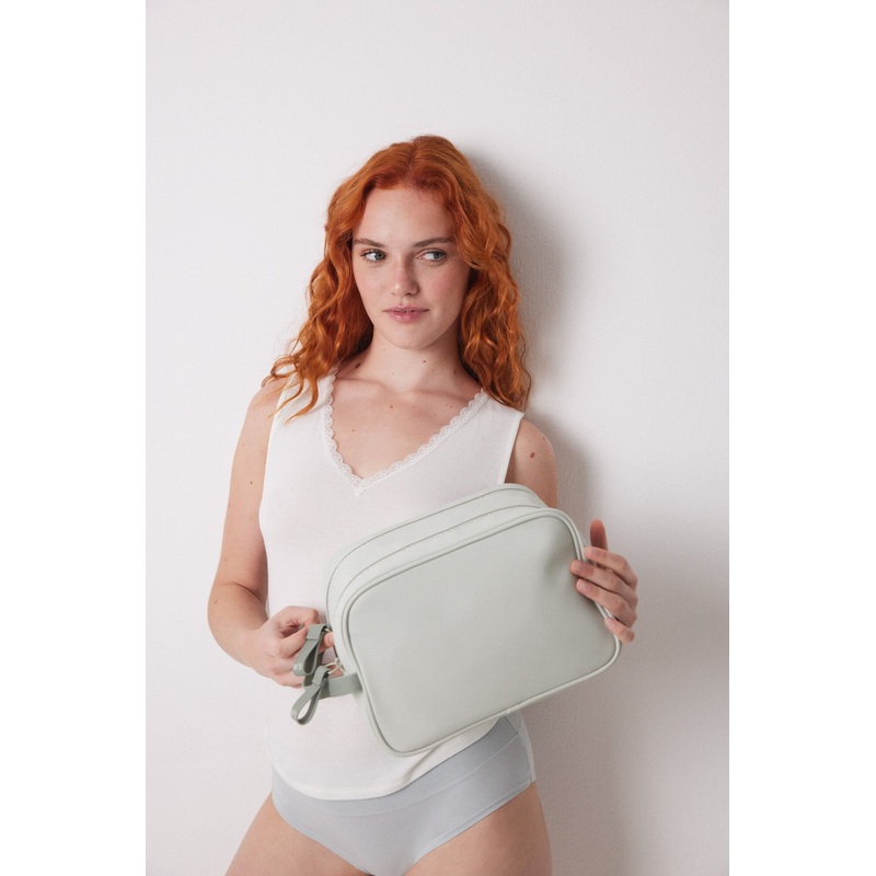 Medium Green Rubber Vanity Case