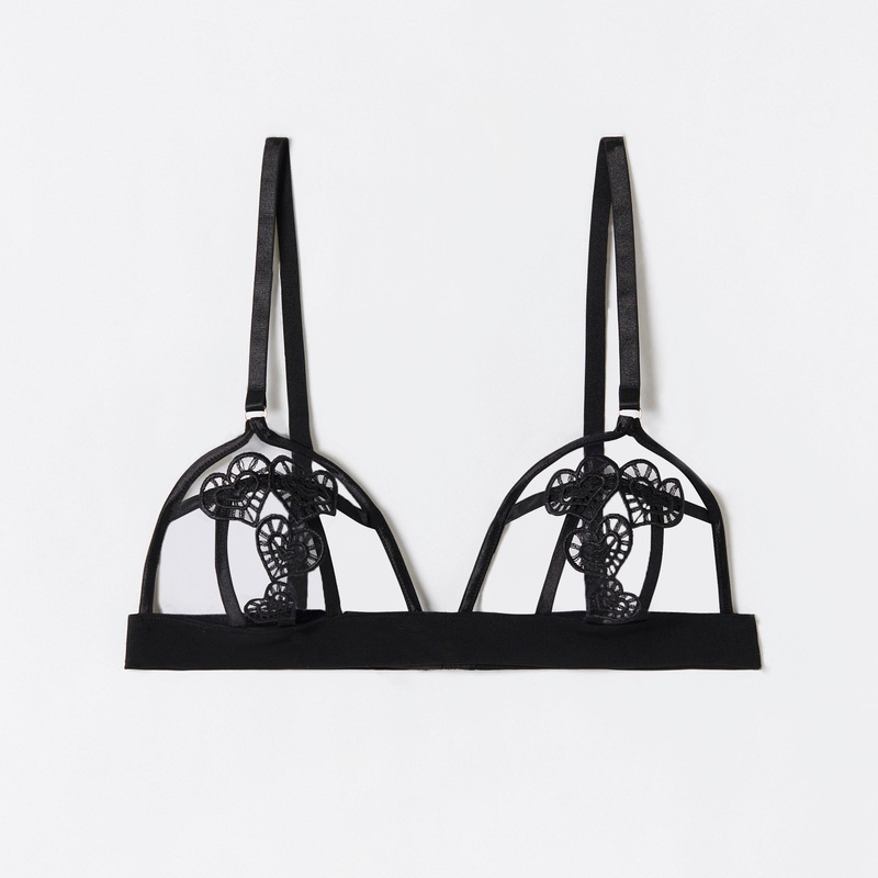 Black Triangle Bra Priv
